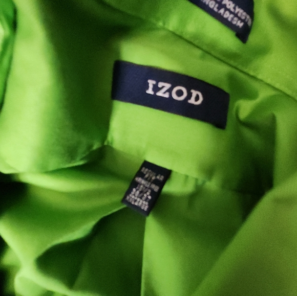 IZOD Green Twill Wrinkle Free Long Sleeve Button Down Shirt  Size 16.5  36/37 - Picture 6 of 6